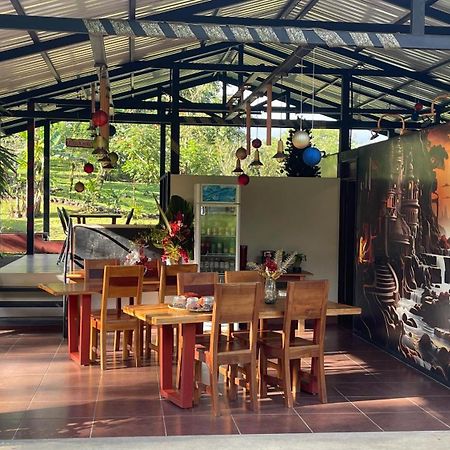 Mei Tai Cacao Lodge Bijagua Bagian luar foto